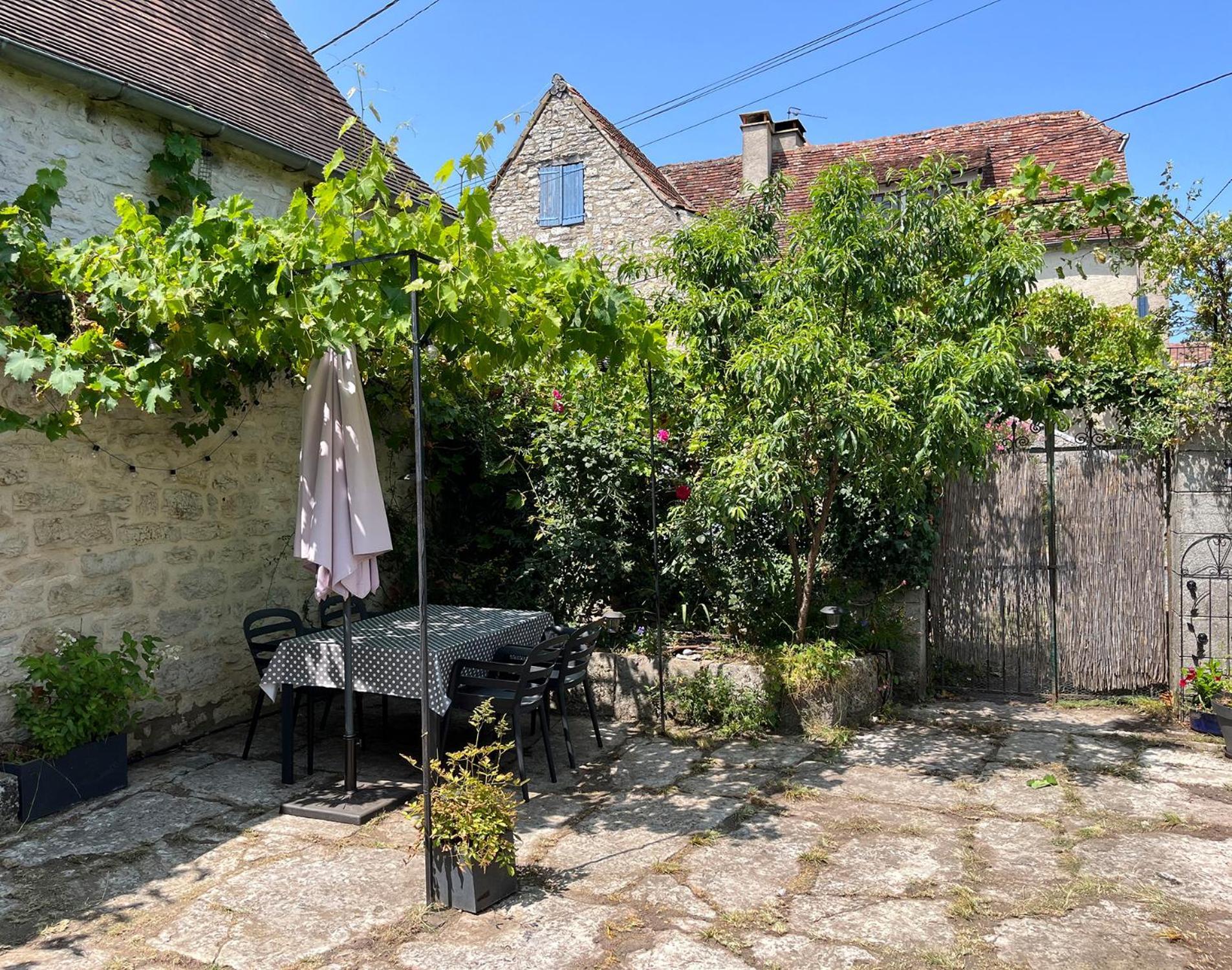 Charmante Maison De Village Senaillac-Lauzes Εξωτερικό φωτογραφία
